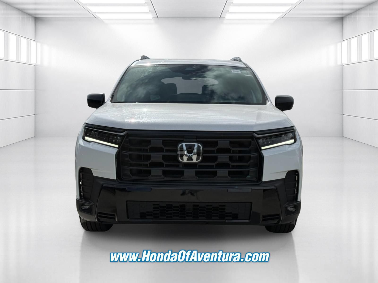 New 2026 Honda Pilot Sport image 2