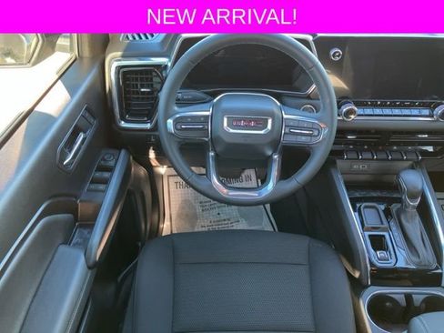 Used 2024 GMC Canyon Elevation w/ Convenience Package image 19