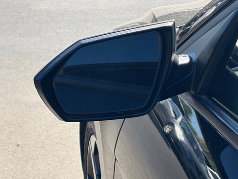 Used 2023 Hyundai Elantra SEL w/ Convenience Package image 9