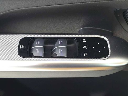 New 2026 Mercedes-Benz GLC 300 4MATIC image 24