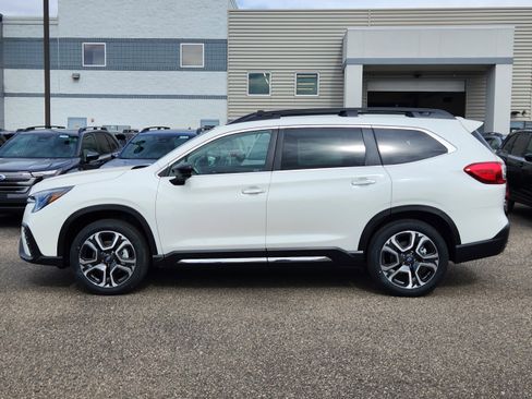 New 2026 Subaru Ascent Touring w/ Popular Package #2 AWD/4WD image 2