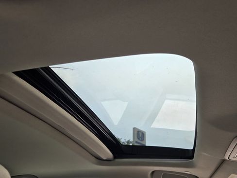 Certified 2024 Honda Accord EX image 17