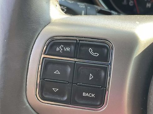 Used 2013 Jeep Grand Cherokee Laredo RWD image 23