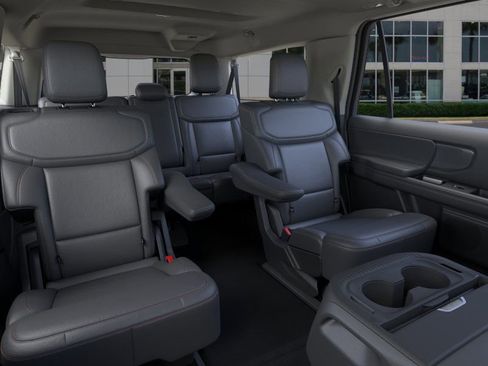 New 2025 Ford Expedition Max Active image 11