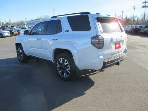 Used 2025 Toyota 4Runner TRD Sport Premium image 8