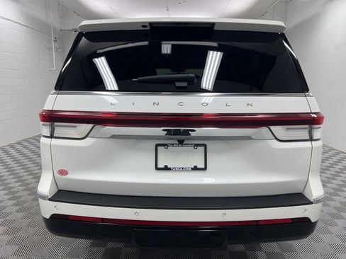 Used 2024 Lincoln Navigator L Reserve image 8