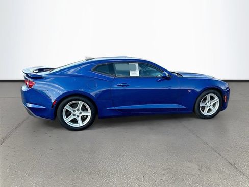 Used 2020 Chevrolet Camaro LT RWD image 23