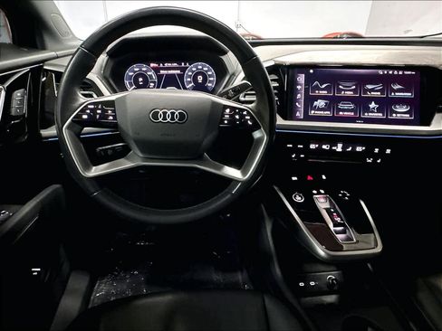 Used 2024 Audi Q4 e-tron Premium Plus w/ Premium Plus AWD/4WD image 8