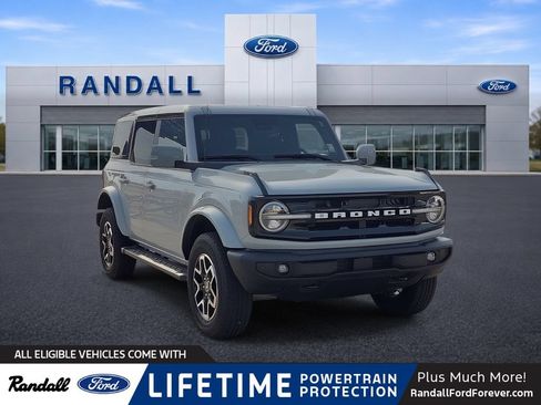 Used 2024 Ford Bronco Outer Banks AWD/4WD image 1