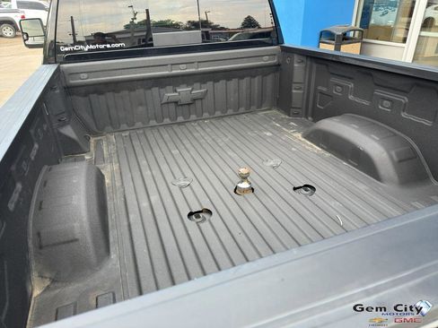 Used 2024 Chevrolet Silverado 2500 LTZ w/ LTZ Convenience Package image 8