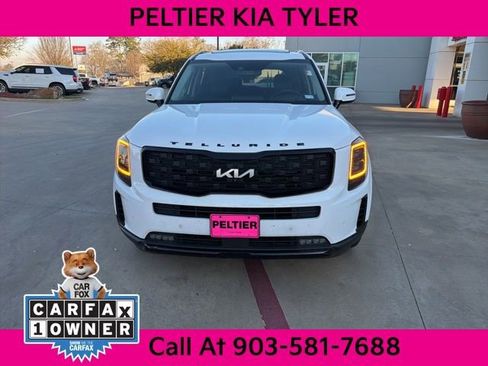 Used 2022 Kia Telluride SX w/ SX Prestige Package image 2