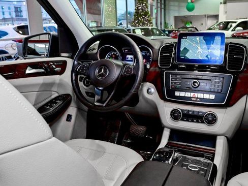 Used 2019 Mercedes-Benz GLS 450 4MATIC w/ Premium 1 Package image 24