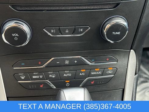 Used 2018 Ford Edge SEL w/ Equipment Group 201A AWD/4WD image 25