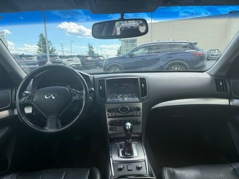 Used 2015 INFINITI Q40 AWD w/ Navigation Package image 4