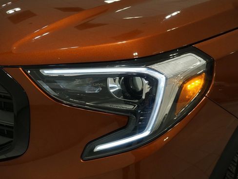 Used 2019 GMC Terrain SLT w/ Preferred Package image 30