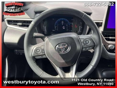 Certified 2025 Toyota Corolla SE w/ SE Premium Package FWD image 15