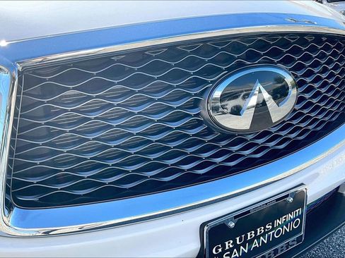 Certified 2025 INFINITI QX50 Pure image 41