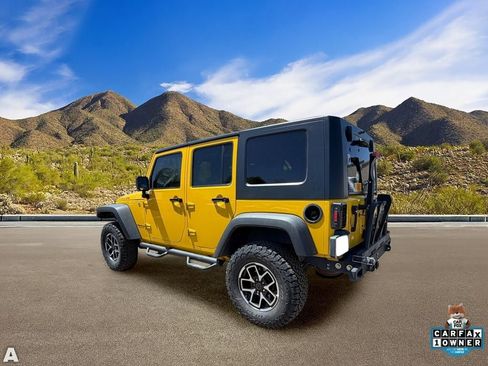 Used 2008 Jeep Wrangler Unlimited Rubicon w/ PWR Convenience Group AWD/4WD image 3