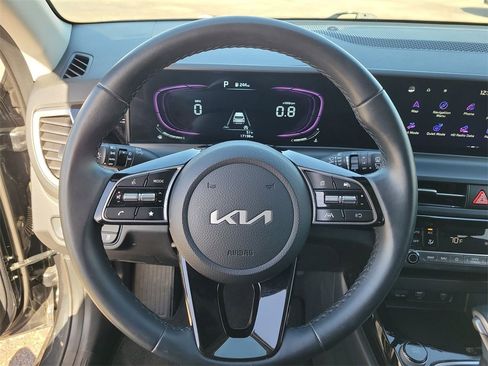 Used 2025 Kia Seltos S image 21