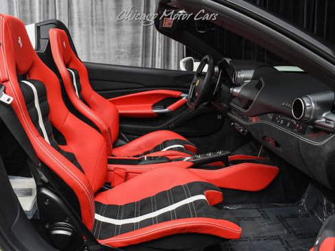 Used 2023 Ferrari F8 Tributo RWD image 26