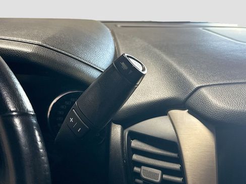 Used 2019 GMC Yukon XL Denali image 17