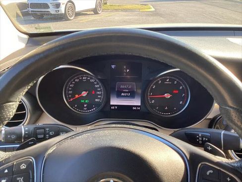 Used 2018 Mercedes-Benz GLC 300 image 31