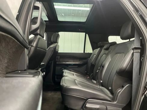 Used 2018 Ford Expedition Max Limited AWD/4WD image 19