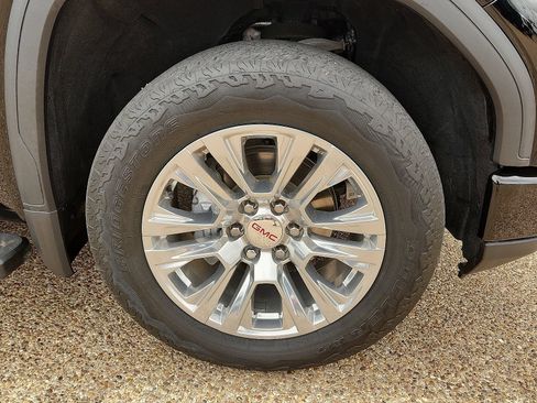 Used 2024 GMC Sierra 1500 Denali AWD/4WD image 8