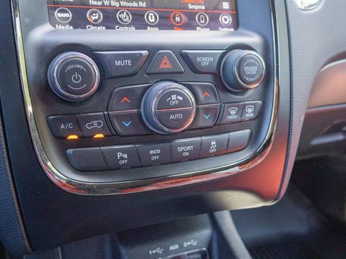 Used 2020 Dodge Durango R/T w/ Blacktop Package AWD/4WD image 25