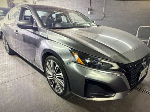 Certified 2023 Nissan Altima 2.5 SL FWD image 12