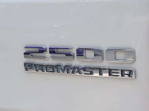 Used 2025 RAM ProMaster 2500 w/ Convenience Group FWD image 13