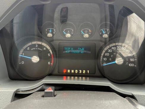 Used 2012 Ford F450 XL w/ PWR Equipment Group image 7
