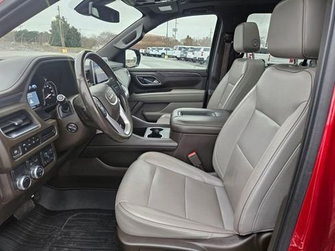 Used 2021 GMC Yukon SLT w/ SLT Luxury Plus Package image 9