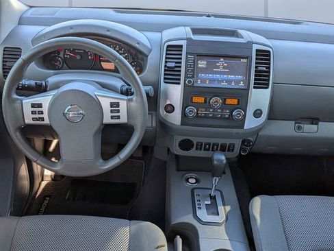 Used 2020 Nissan Frontier SV RWD image 14