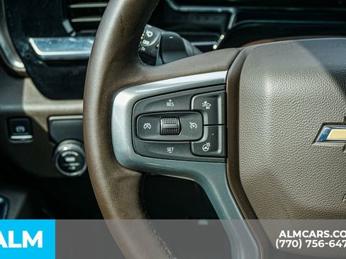 Used 2025 Chevrolet Silverado 1500 LTZ w/ LTZ Convenience Package II RWD image 31