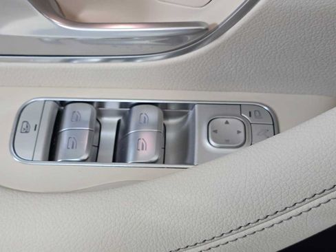 Used 2026 Mercedes-Benz GLS 450 4MATIC image 27