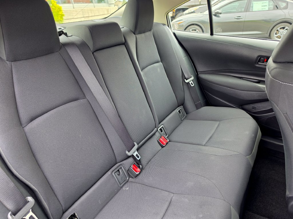 Used 2026 Toyota Corolla LE FWD image 12