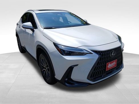 Used 2024 Lexus NX 250 FWD w/ Cold Area Package image 16