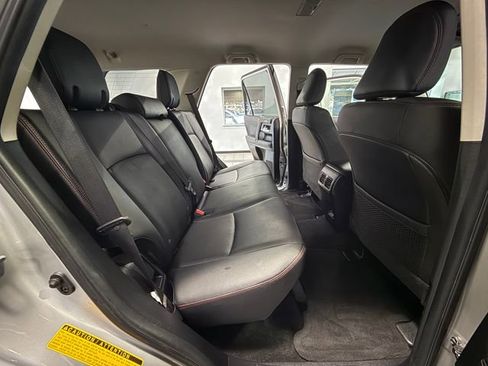 Used 2024 Toyota 4Runner TRD Off-Road Premium image 13