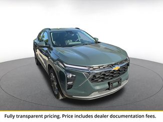 Used 2025 Chevrolet Trax LT FWD video 1