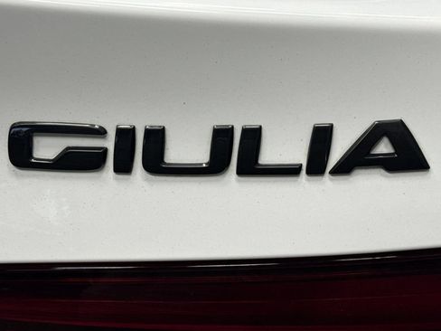 Used 2021 Alfa Romeo Giulia Ti Sport AWD/4WD image 34