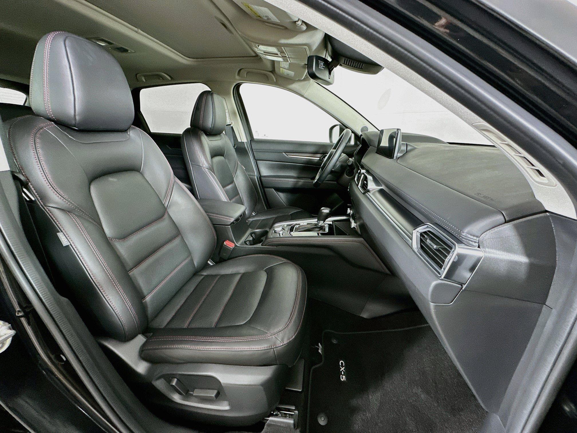 Used 2025 MAZDA CX-5 Carbon Edition AWD/4WD image 32