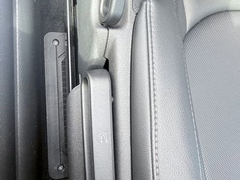 Used 2019 MINI Cooper S FWD image 21