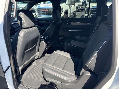 New 2025 Buick Enclave Sport Touring w/ Power Package image 11