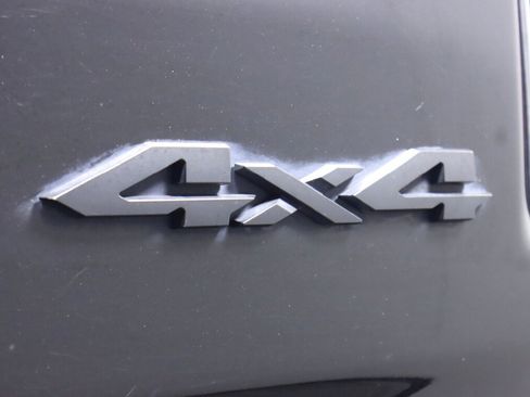 Used 2021 RAM 1500 Laramie AWD/4WD image 46