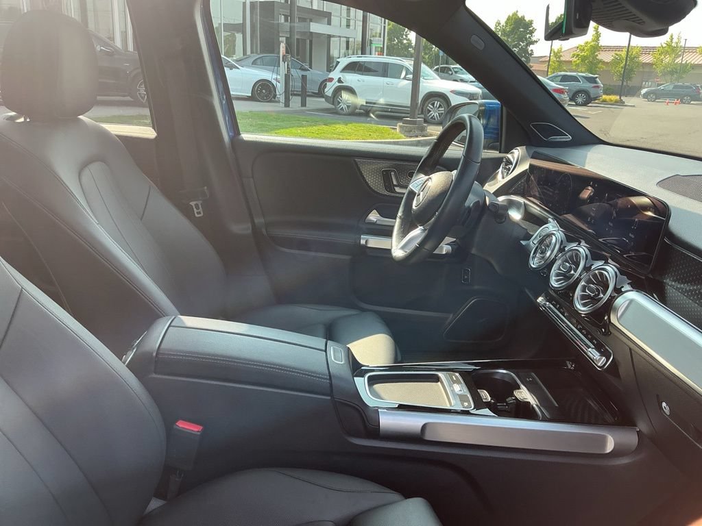 Certified 2024 Mercedes-Benz GLB 250 4MATIC image 19
