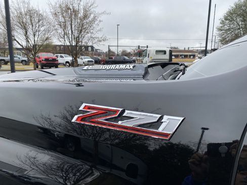 Used 2021 Chevrolet Silverado 2500 LTZ w/ Z71 Chrome Sport Edition image 45