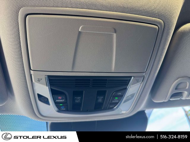 Used 2024 Acura RDX w/ Technology Package AWD/4WD image 37