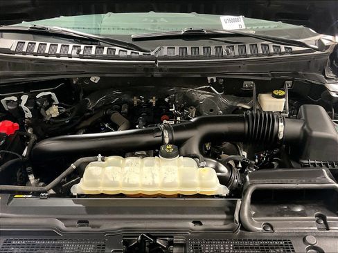 Used 2024 Ford Expedition Limited image 31