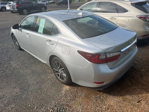 Used 2016 Lexus ES 350 w/ Navigation System Package FWD image 6
